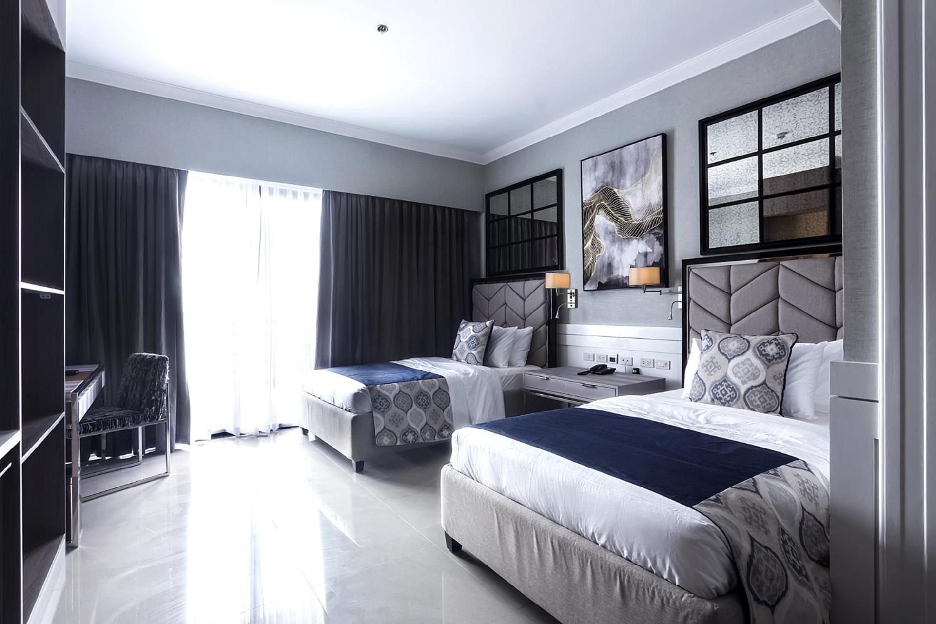 Stonehill Suites Bacolod Exterior foto