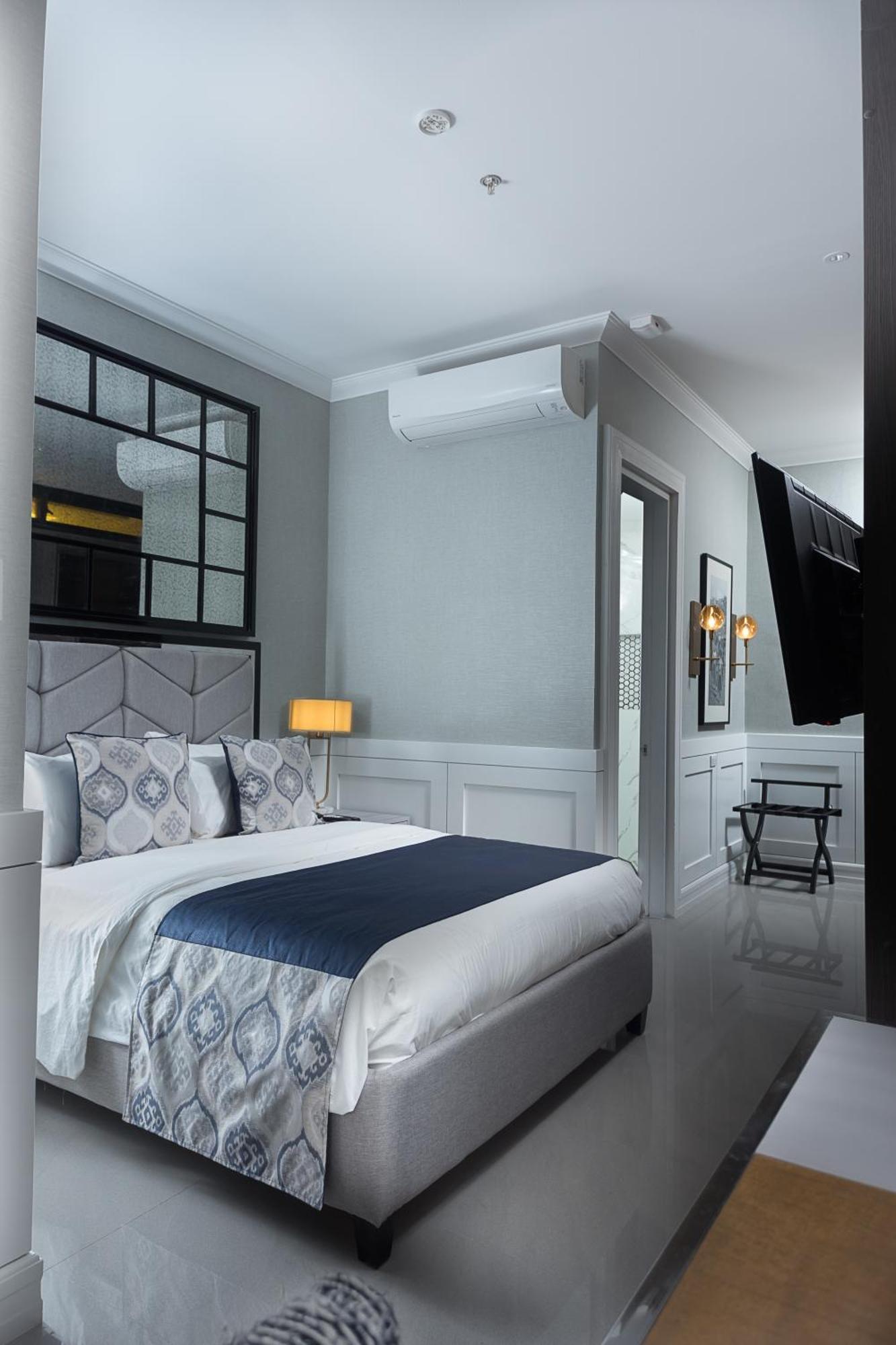 Stonehill Suites Bacolod Exterior foto